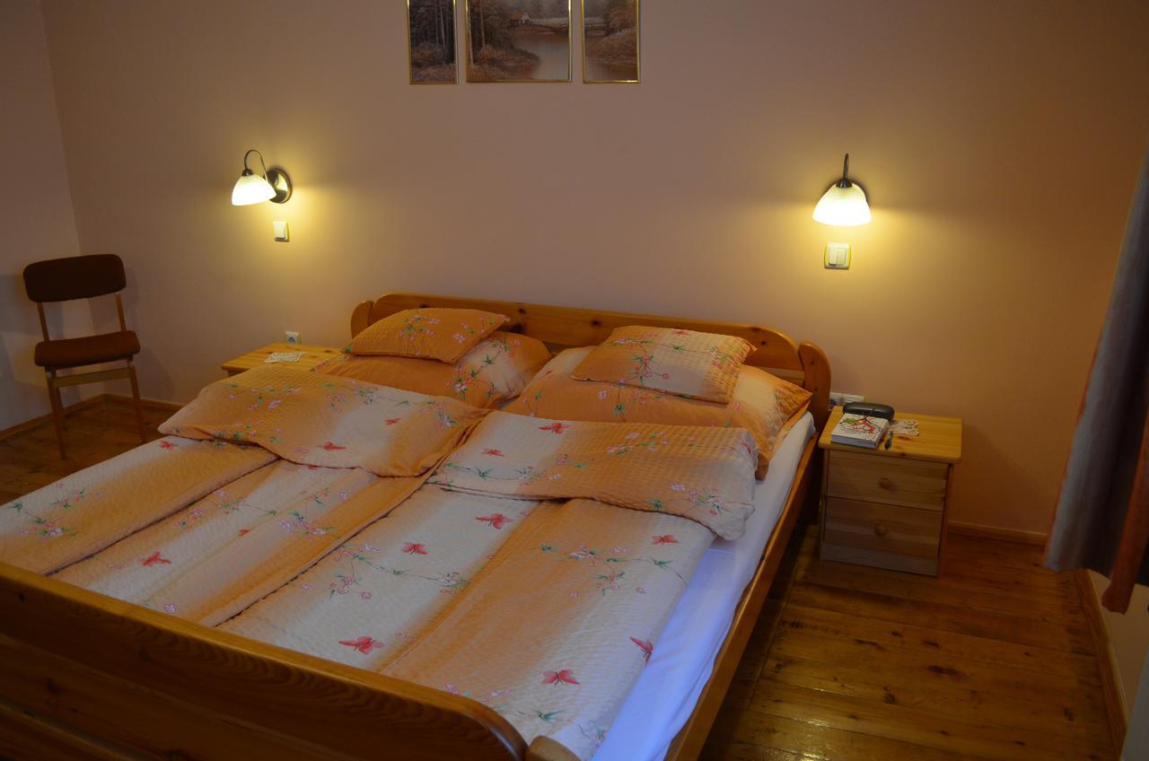 Örömvölgy Vendégház Bozsva Esterno foto
